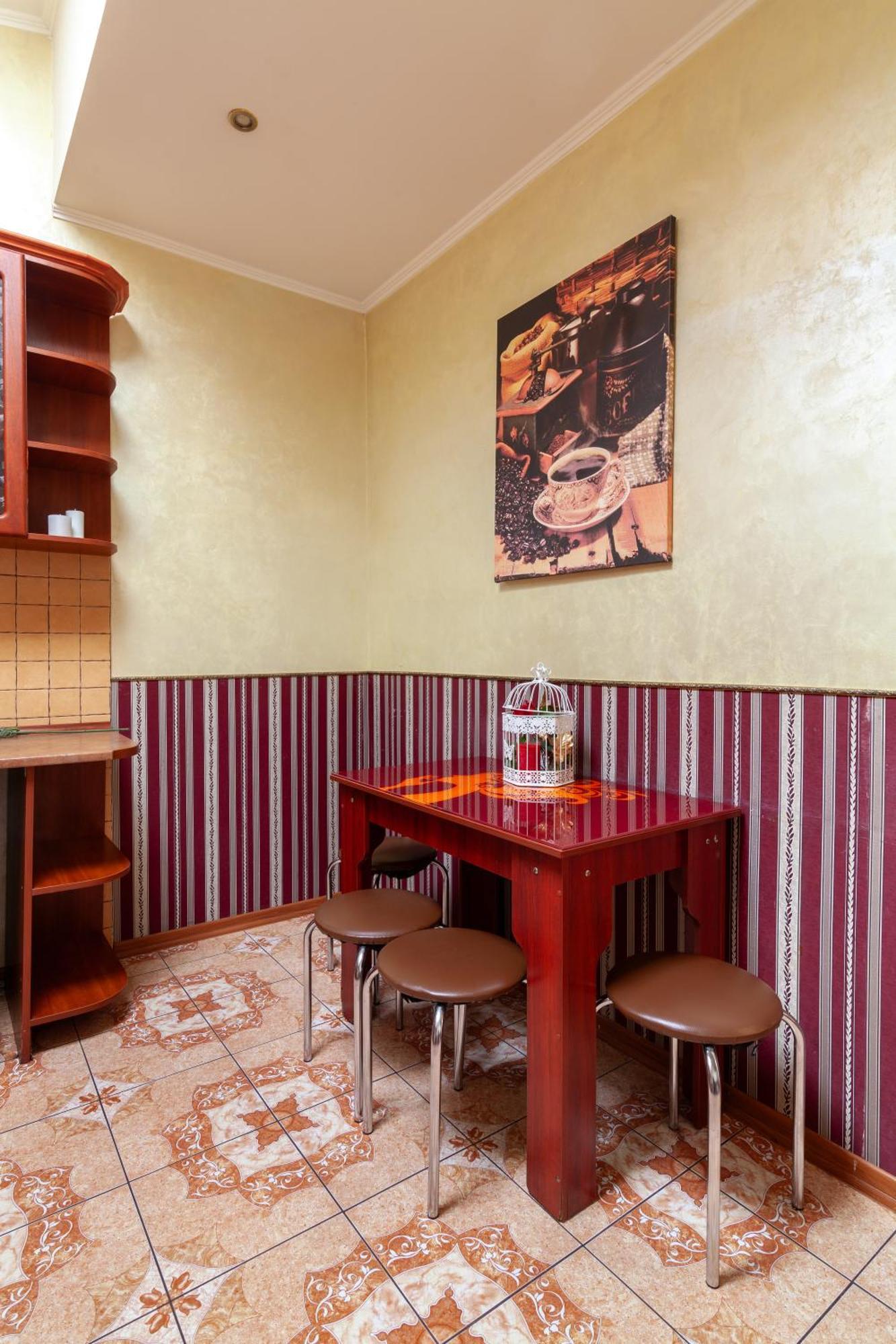 Alfa Apartments Ohiienka 17 2 Lviv Ngoại thất bức ảnh